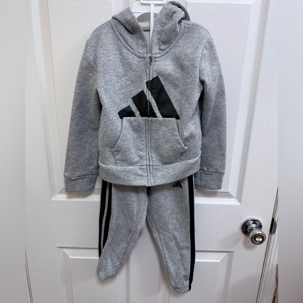Adidas Kids Gray Jacket and Jogger Set, Size 4